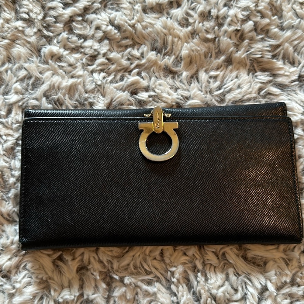 Ferragamo Continental Wallet